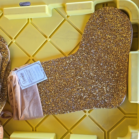 Gold Christmas stockings - Picture 1 of 3